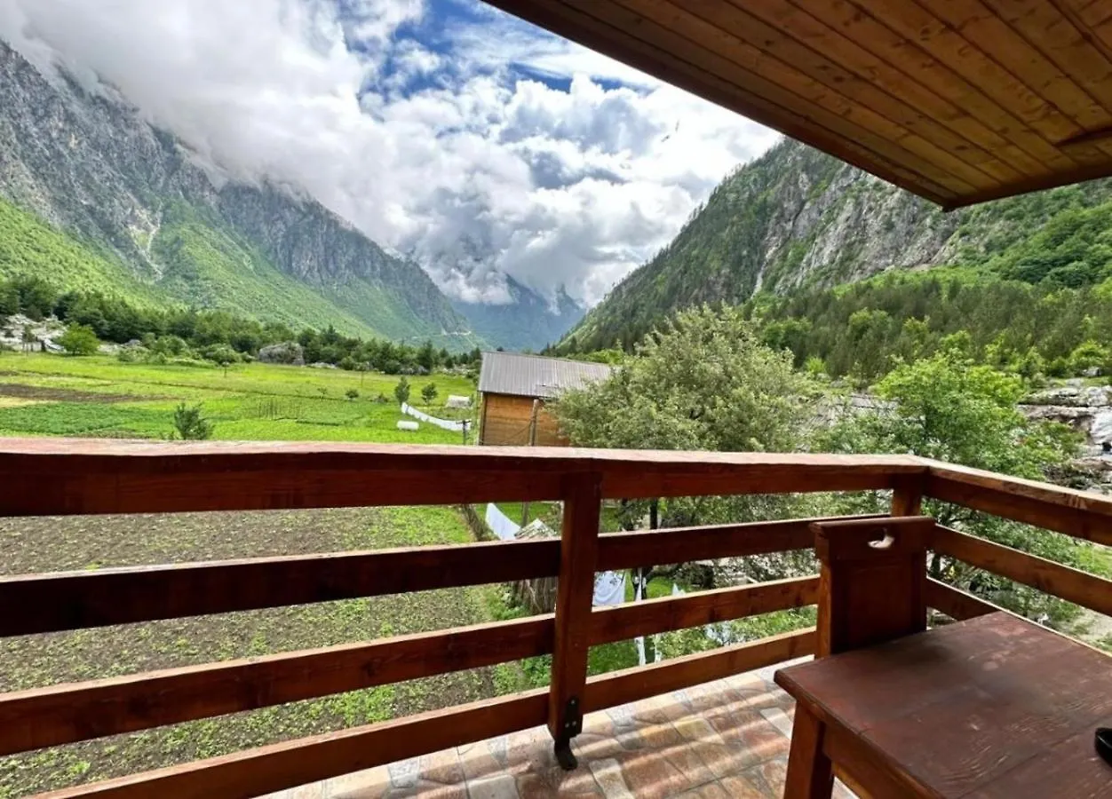 Residence: Quku I Valbones 0*, Valbone Albania