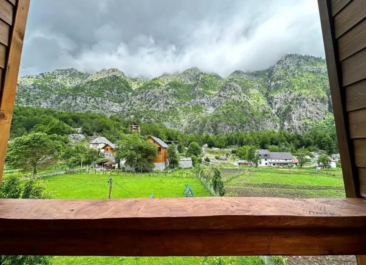 Residence: Quku I Valbones Valbone