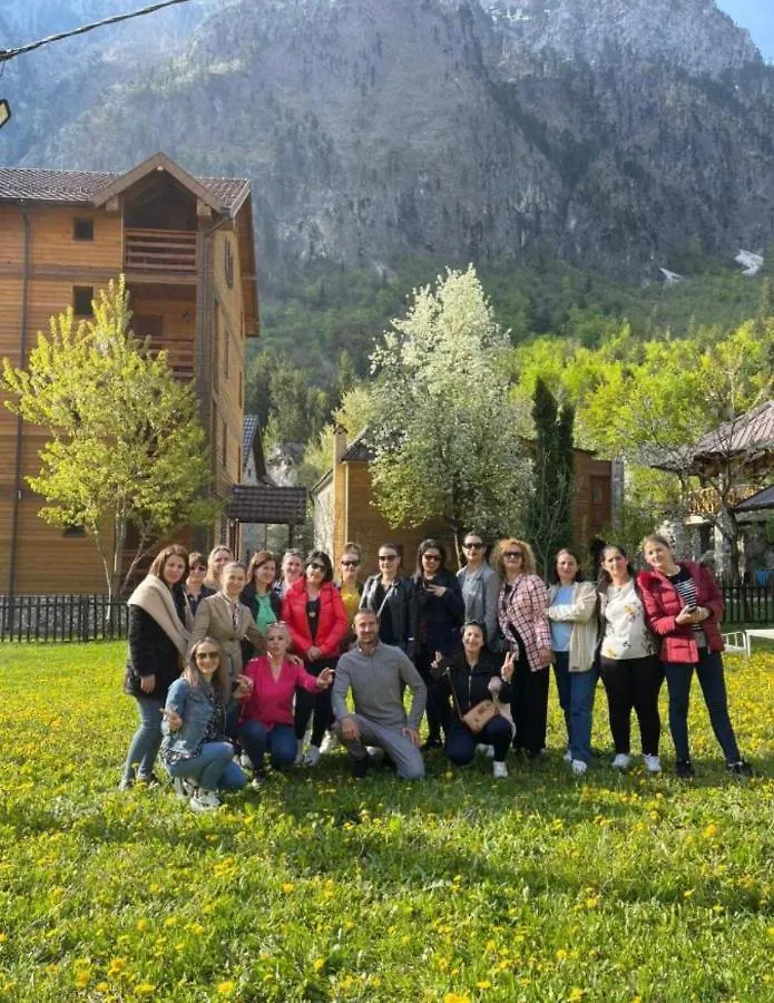 Residence: Quku I Valbones