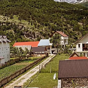 Skender Selimaj Valbona
